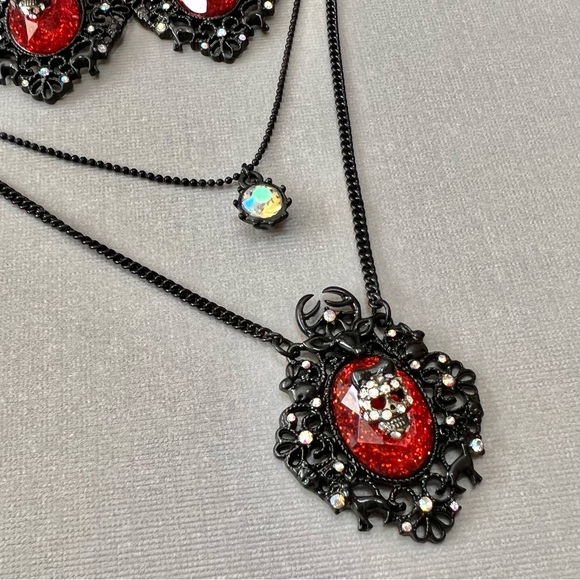 Betsey Johnson ‘Dark Forest’ Skull Jewelry Set Retired/HTF/with tags! - Picture 5 of 8